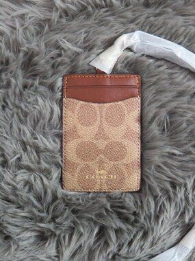 Coach Signature ID Lanyard (Tan)